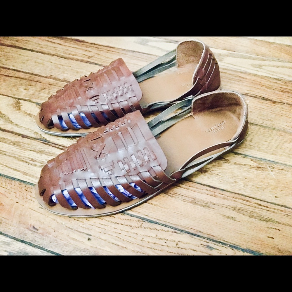 Women’s urban outfitters leather huaraches new